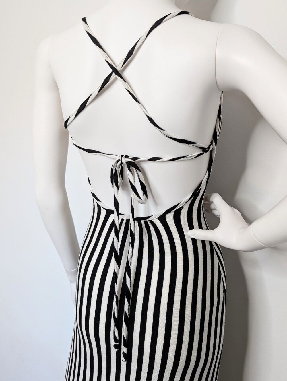 Y2K Black & White Striped Bodycon Open Back Strappy Scoop Neck Maxi Dress - Picture 12 of 12